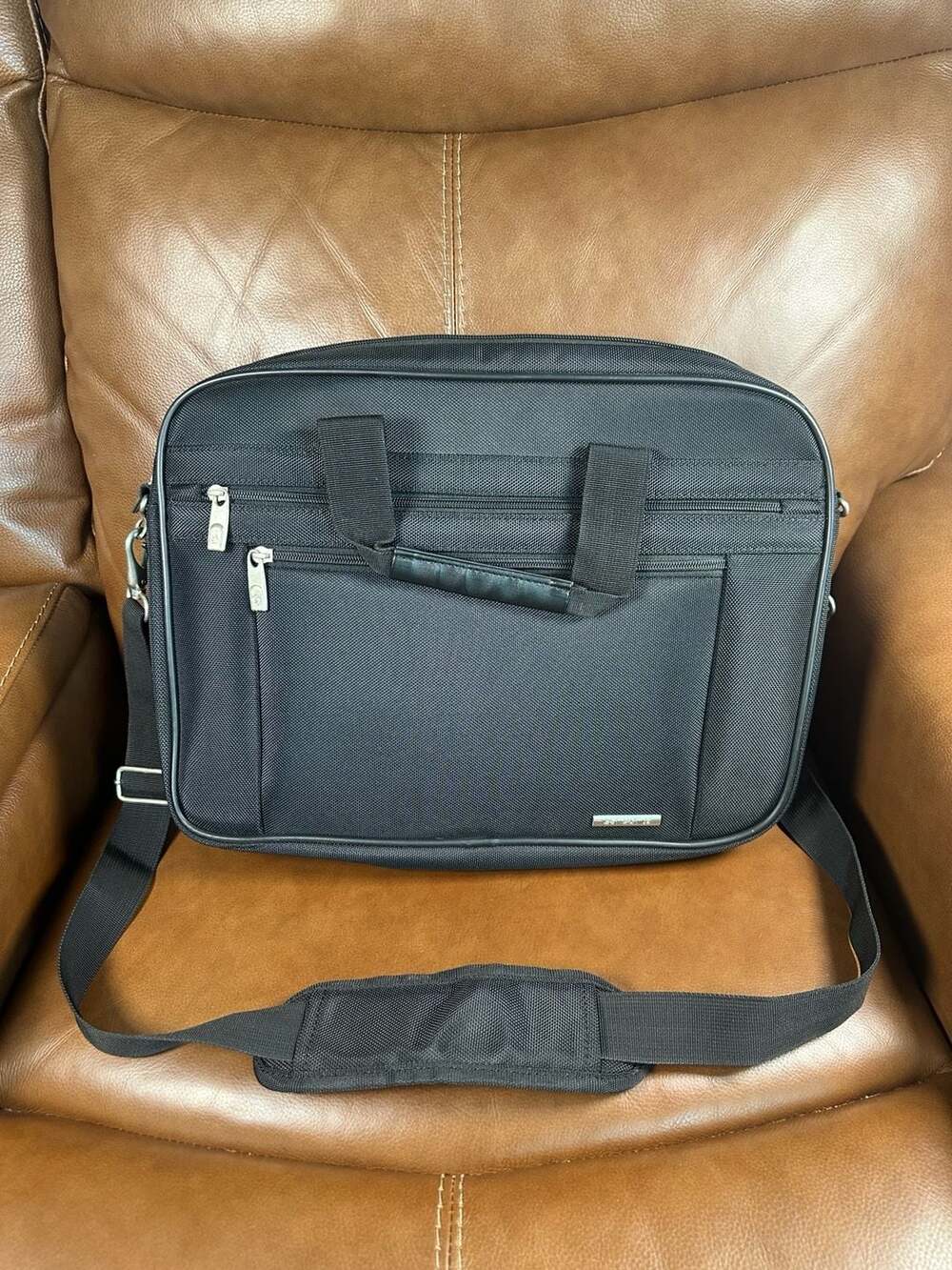 Samsonite Classic Business Laptop Briefcase Black
